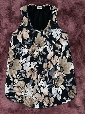 Beautiful Sleeveless Floral Tank Top in Black and Beige